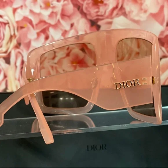 DIOR SOLIGHT PEACH COLOR - Picture 9 of 15